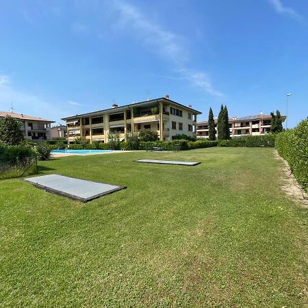 Gardappartamenti Tito Speri Pool And Garden Sirmione Exterior photo
